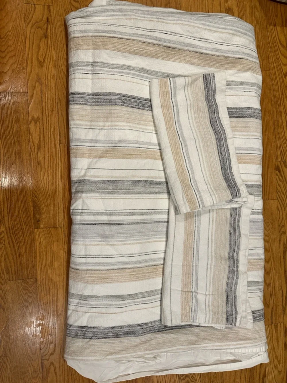 Pottery Barn Clayton Striped Duvet Cover & Matching Shams - Picture 9 of 10